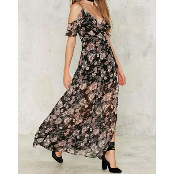 Nasty Gal Floral Off the Shoulder Maxi Dress - Picture 2 of 8